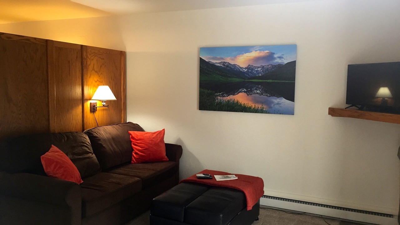 Photo of Livingroom in Vail