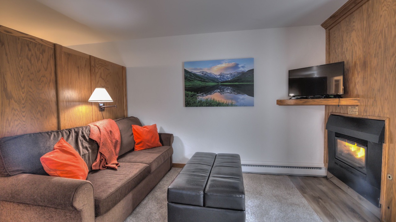 Photo of Livingroom in Vail