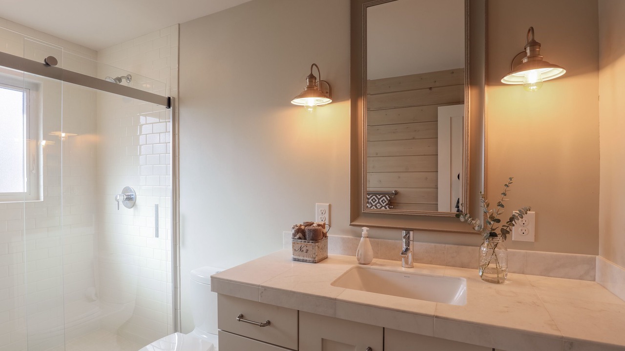 Photo of Bathroom in Golden