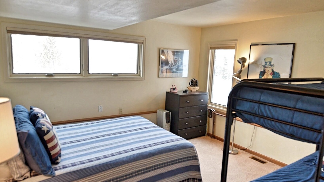 Photo of Bedroom in Warrior's Mark West