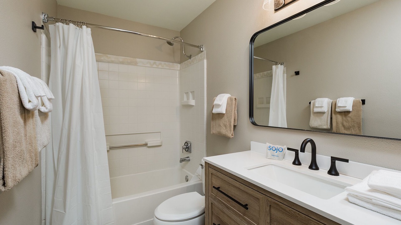 Photo of Bathroom in Dalton Ranch