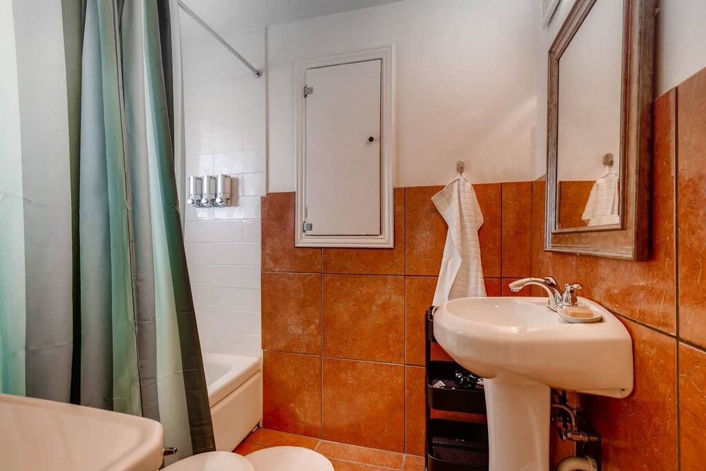Photo of Bathroom in Chaffee Park