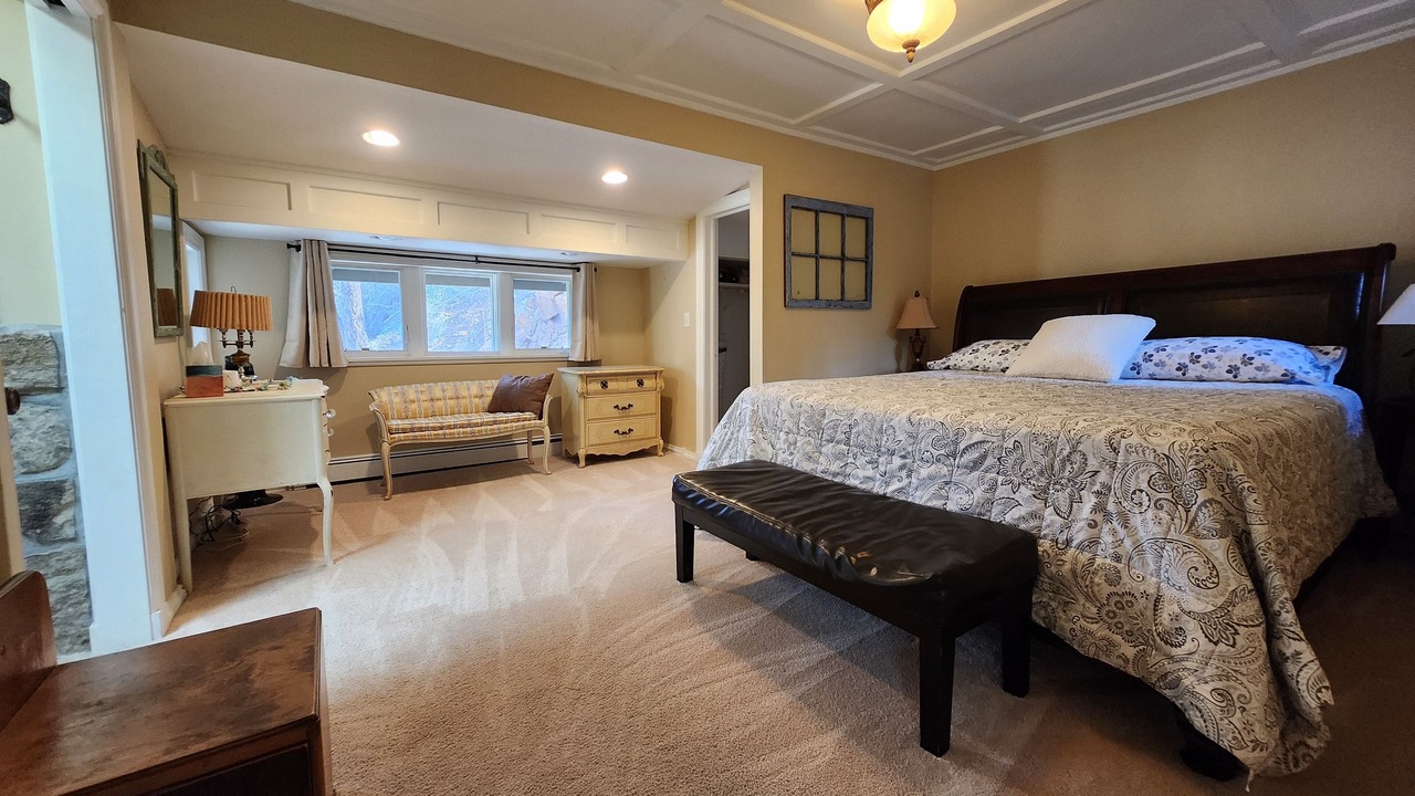 Photo of Bedroom in Evergreen