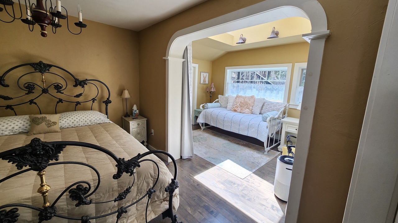 Photo of Bedroom in Evergreen