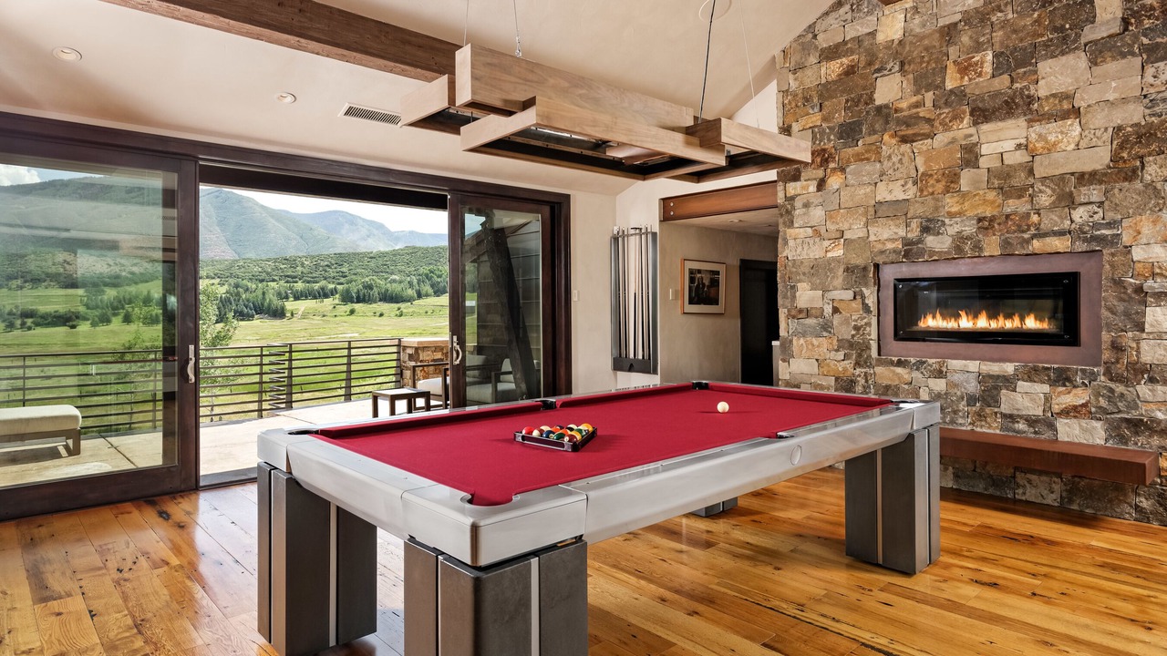 Photo of Livingroom in Woody Creek