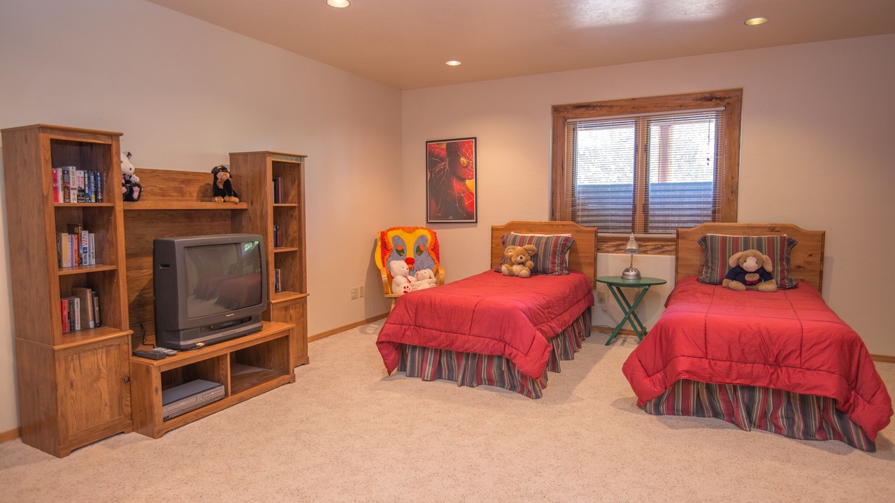 Photo of Bedroom in Rincon Ridge