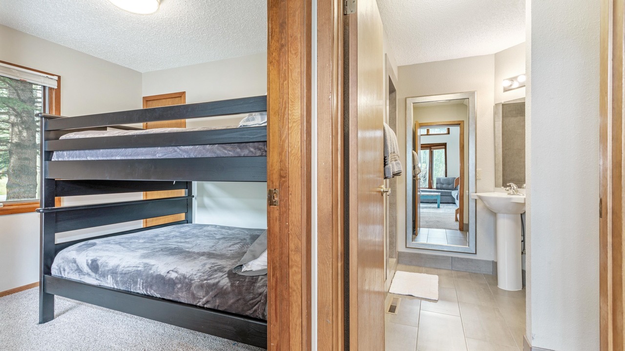 Photo of Bedroom in Vail