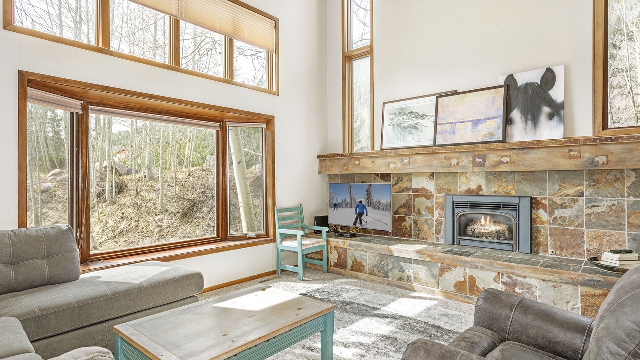 Photo of Livingroom in Vail