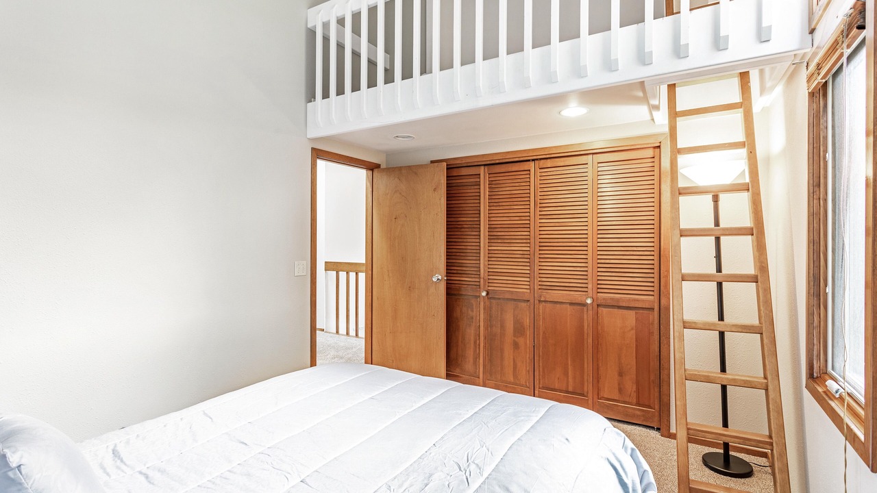 Photo of Bedroom in Vail