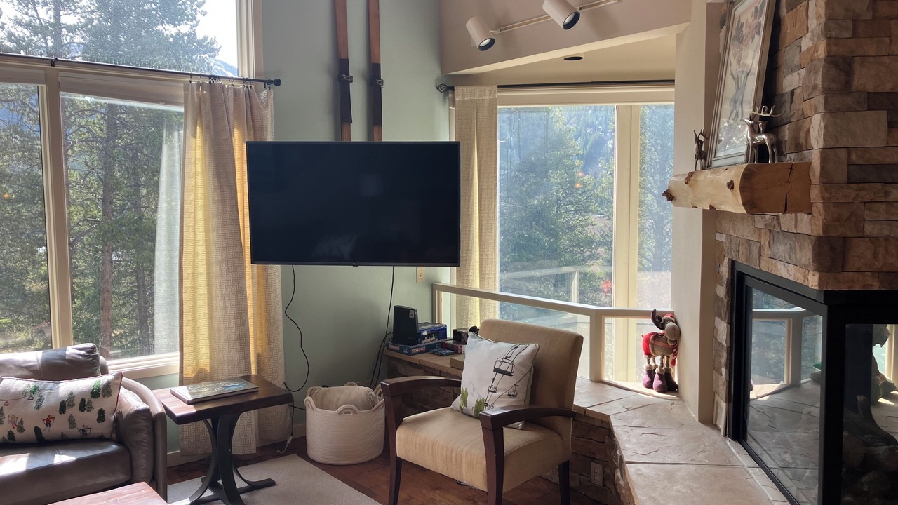 Photo of Livingroom in Blue River