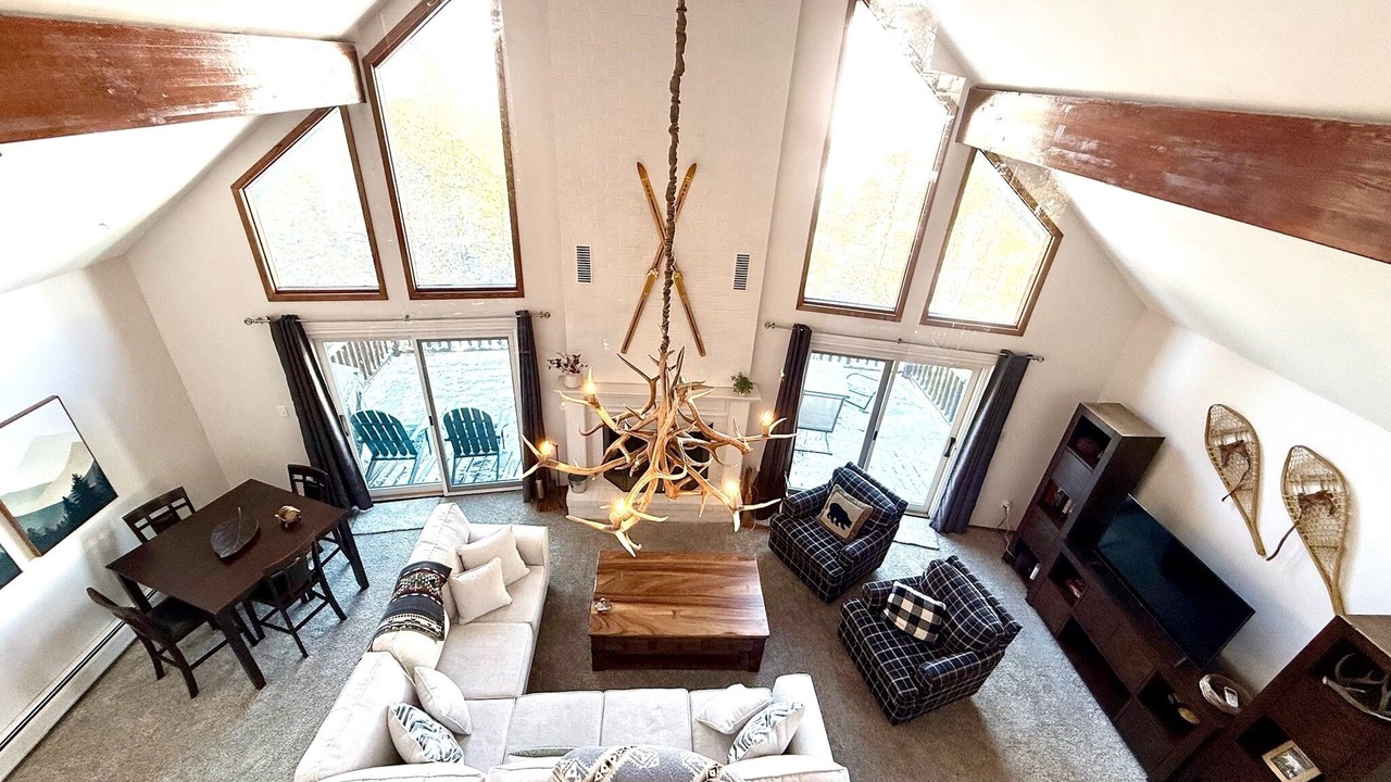 Photo of Livingroom in Dillon