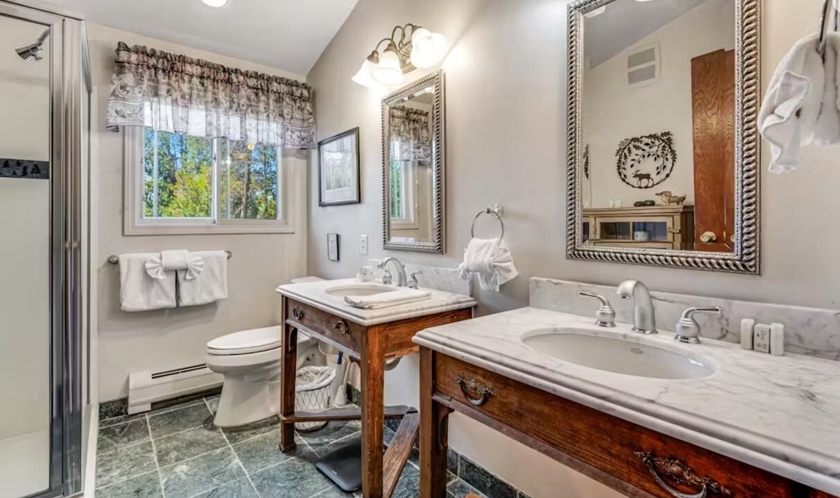Photo of Bathroom in Dillon