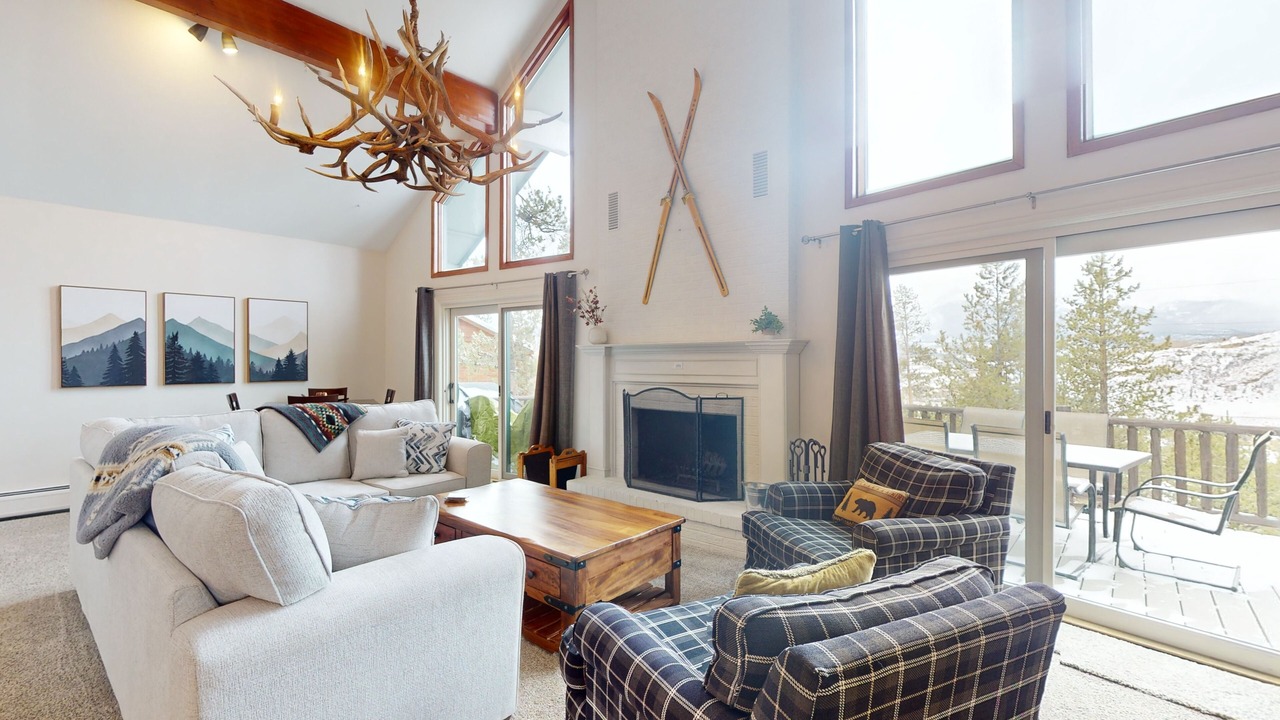 Photo of Livingroom in Dillon