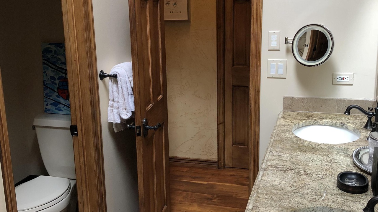 Photo of Bathroom in Edwards