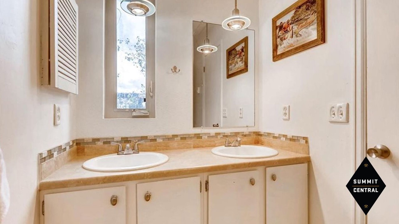 Photo of Bathroom in Wildernest