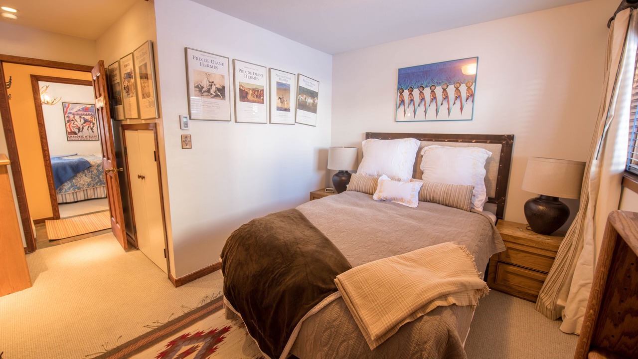 Photo of Bedroom in Crested Butte