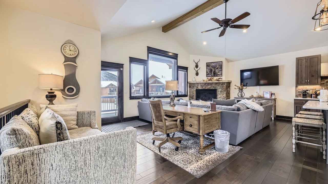 Photo of Bedroom in River Run