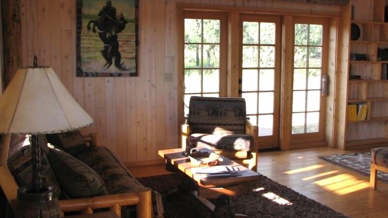 Photo of Livingroom in Hesperus