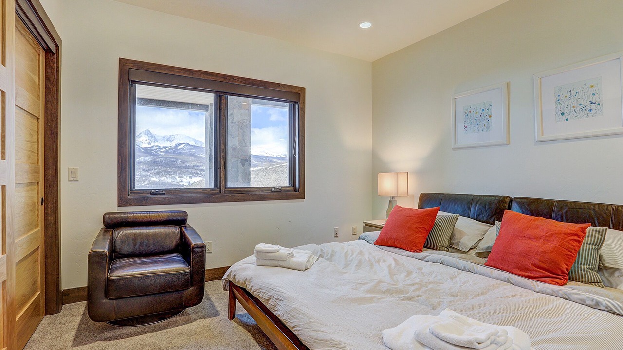 Photo of Bedroom in Angler Mountain Ranch
