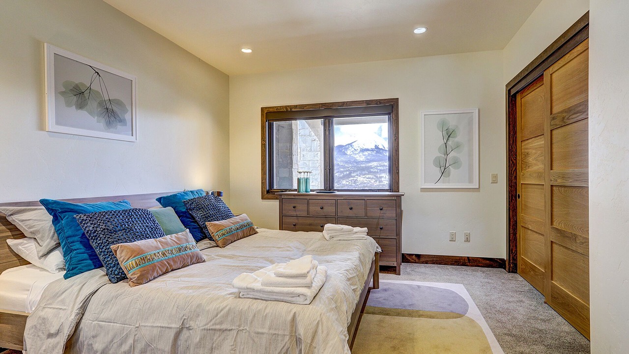 Photo of Bedroom in Angler Mountain Ranch