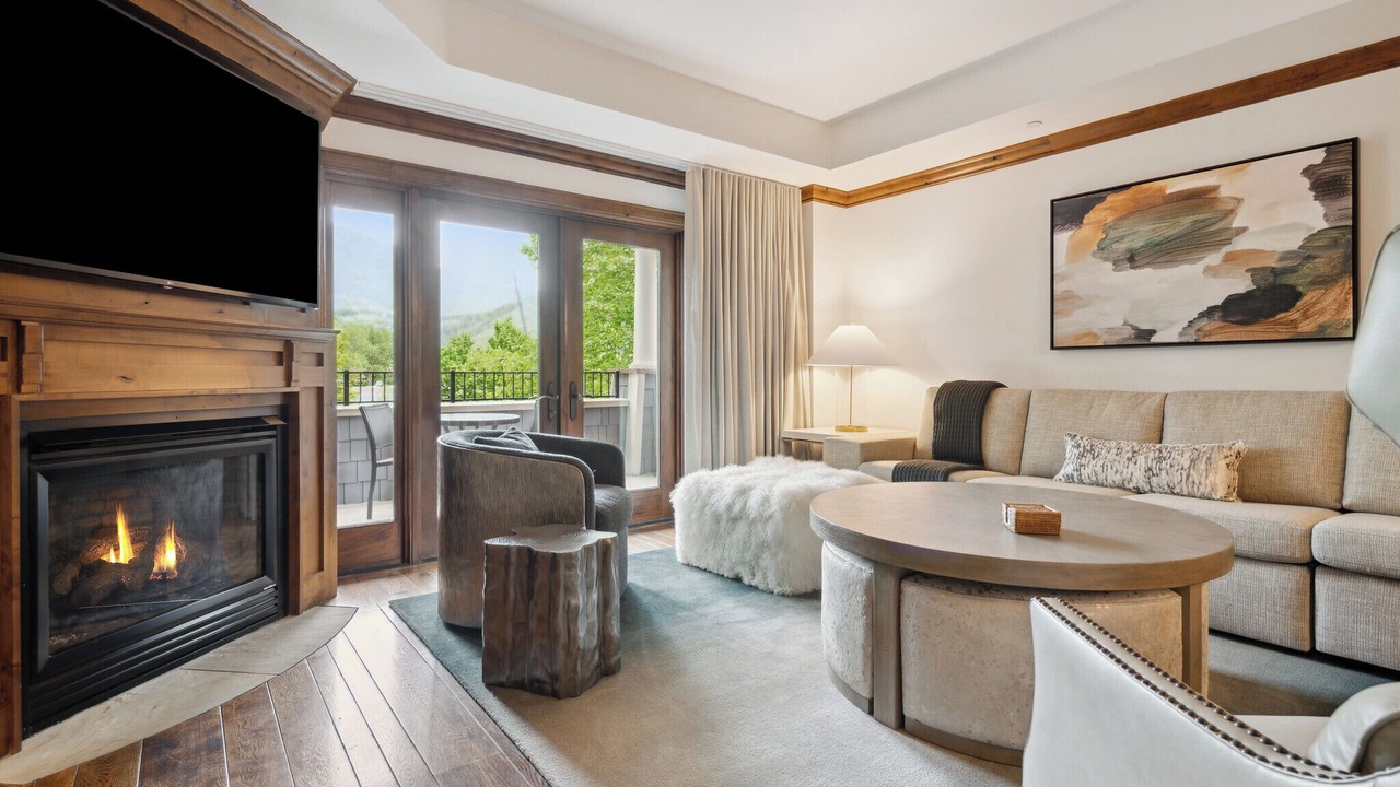 Photo of Livingroom in Downtown
