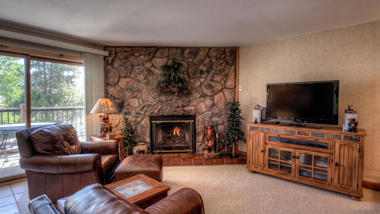 Photo of Livingroom in Historic District
