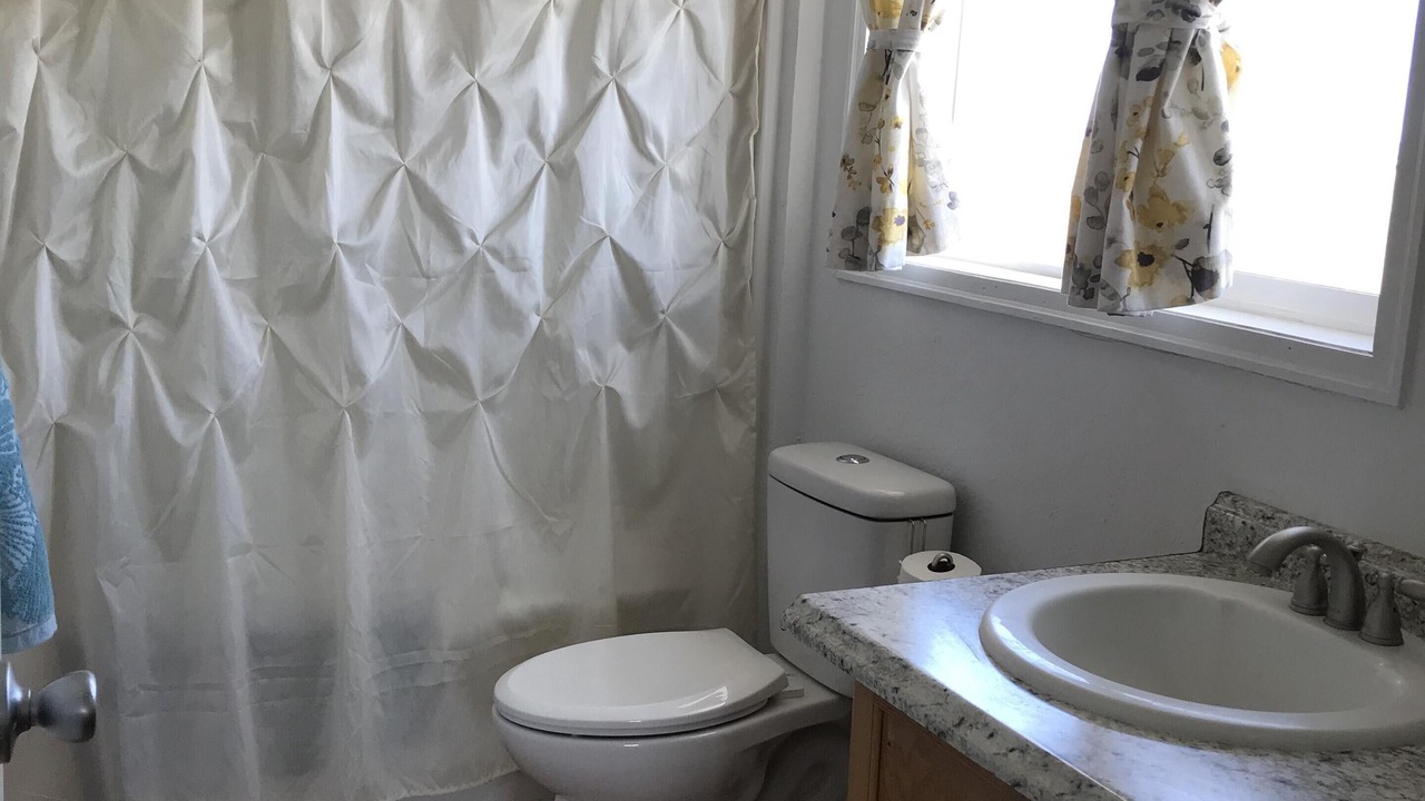 Photo of Bathroom in Capulin