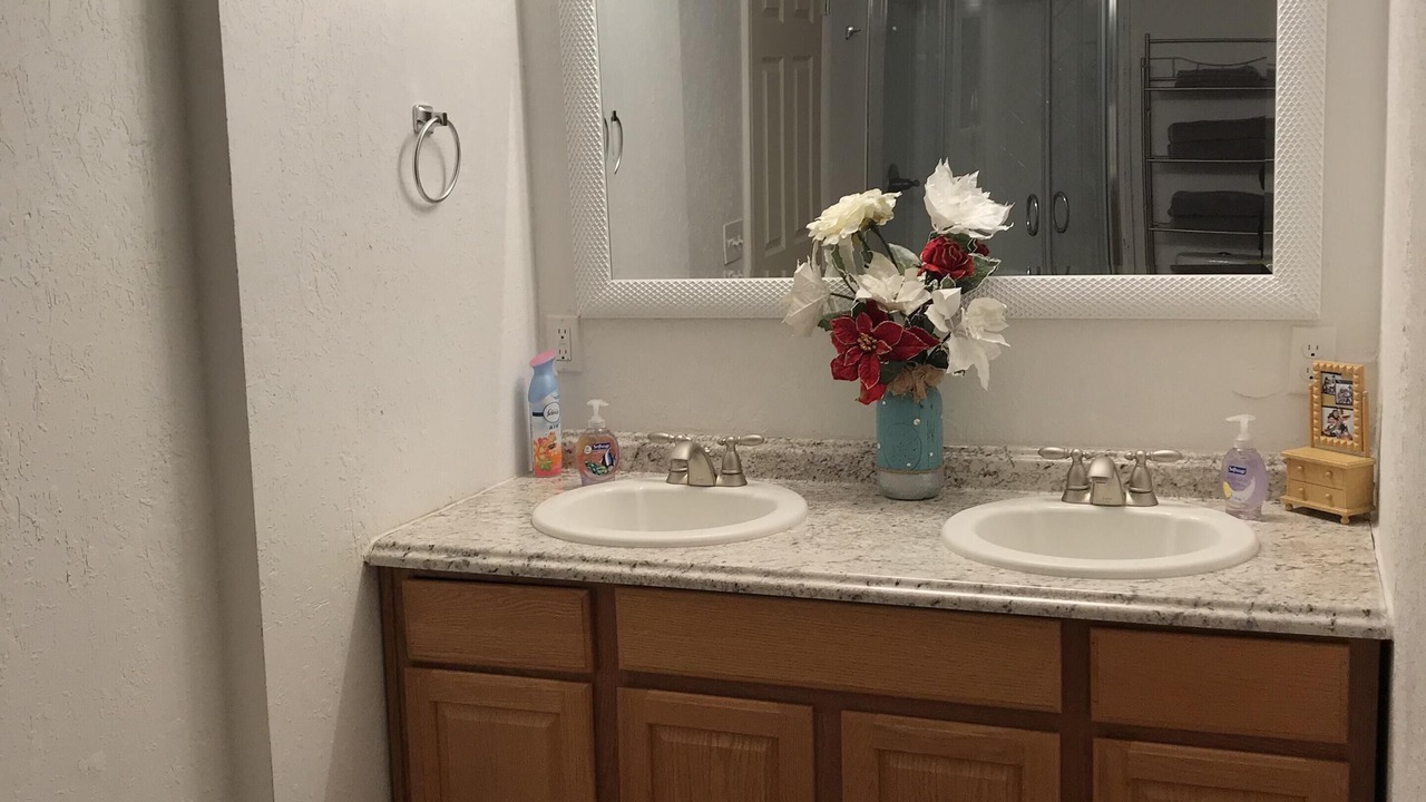 Photo of Bathroom in Capulin