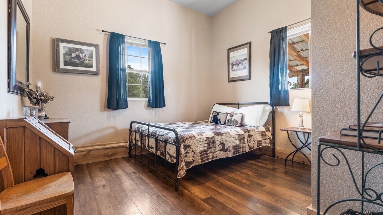 Photo of Bedroom in Elbert