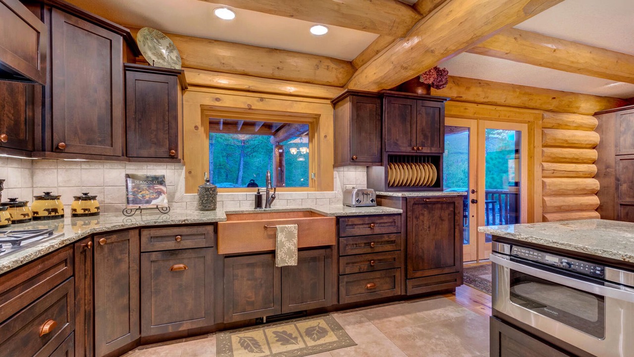 Photo of Kitchen in Black Hawk