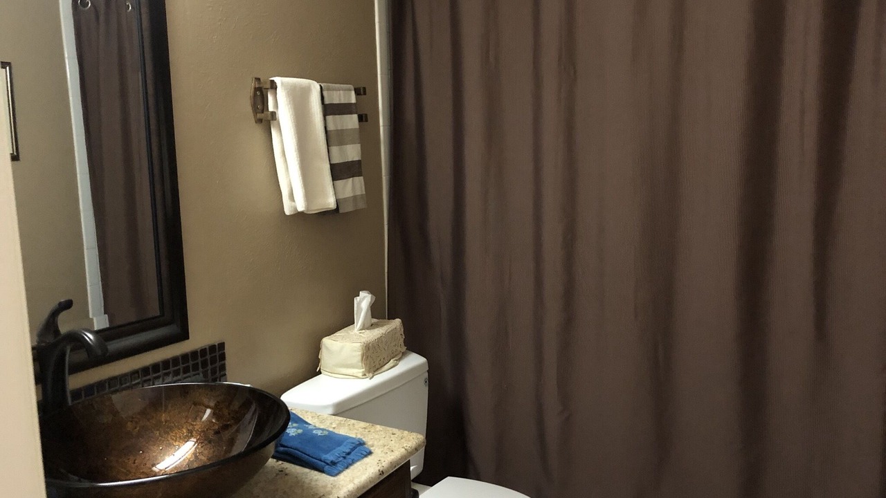 Photo of Bathroom in Glenwood Grove - North Iris