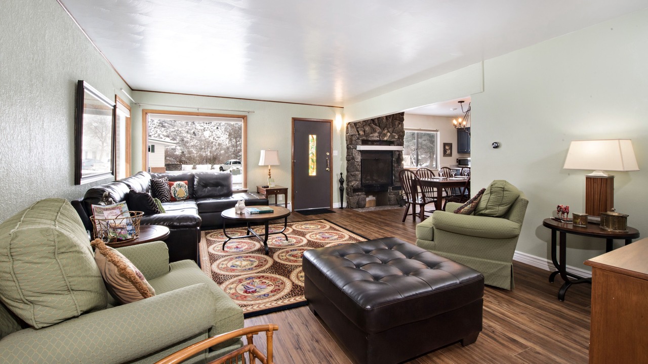 Photo of Livingroom in Glenwood Springs