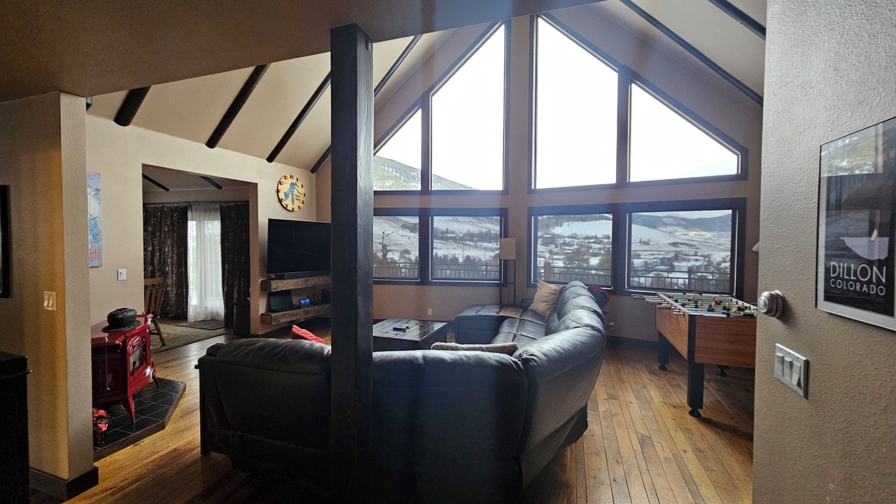 Photo of Livingroom in Dillon