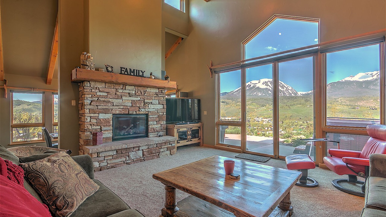Photo of Livingroom in Silverthorne