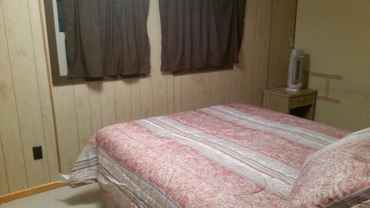 Photo of Bedroom in Villa Grove