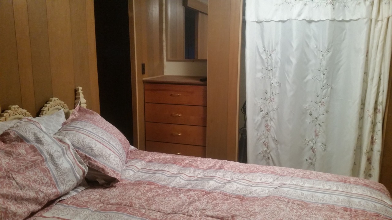 Photo of Bedroom in Villa Grove