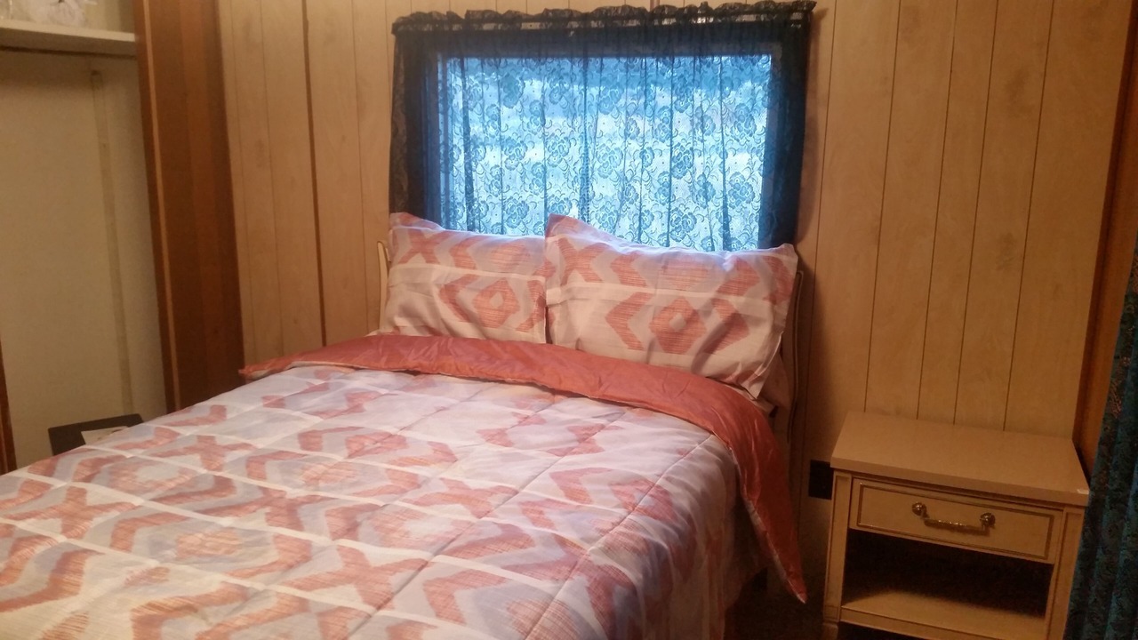 Photo of Bedroom in Villa Grove