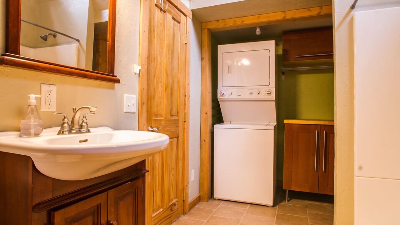Photo of Bathroom in Salida