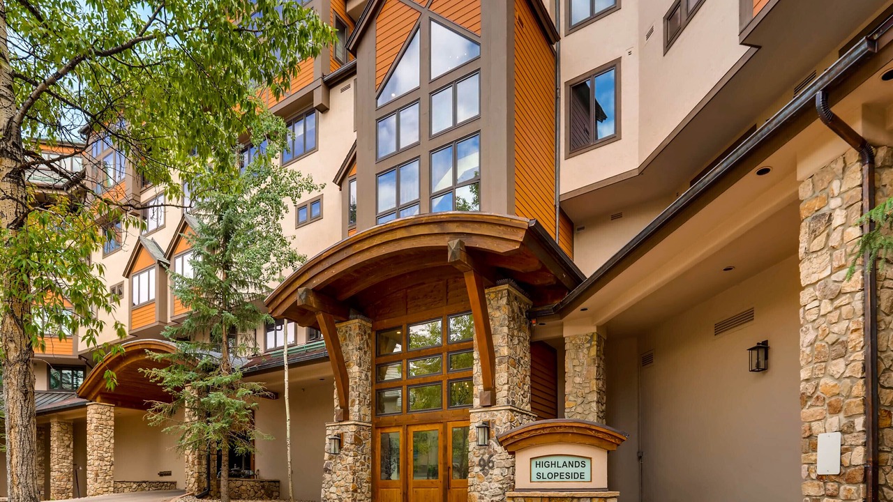 Photo of Outdoor in Highlands Townhomes