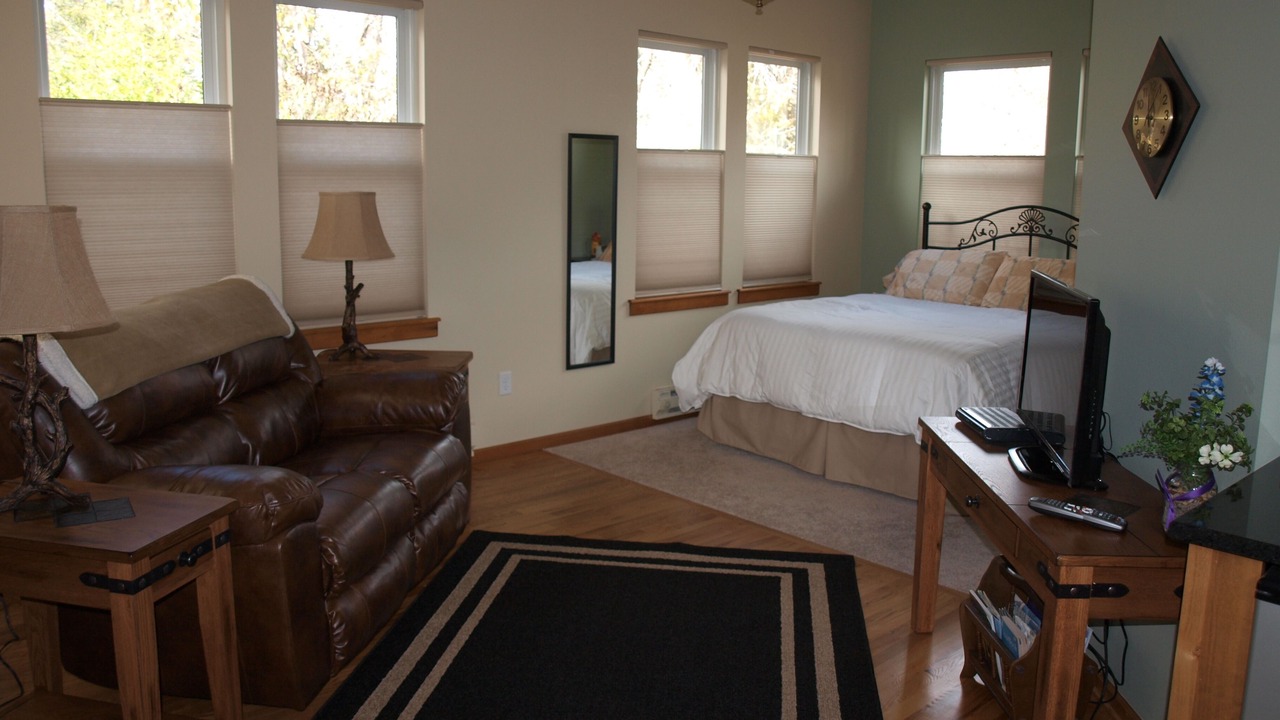Photo of Bedroom in Old Town West