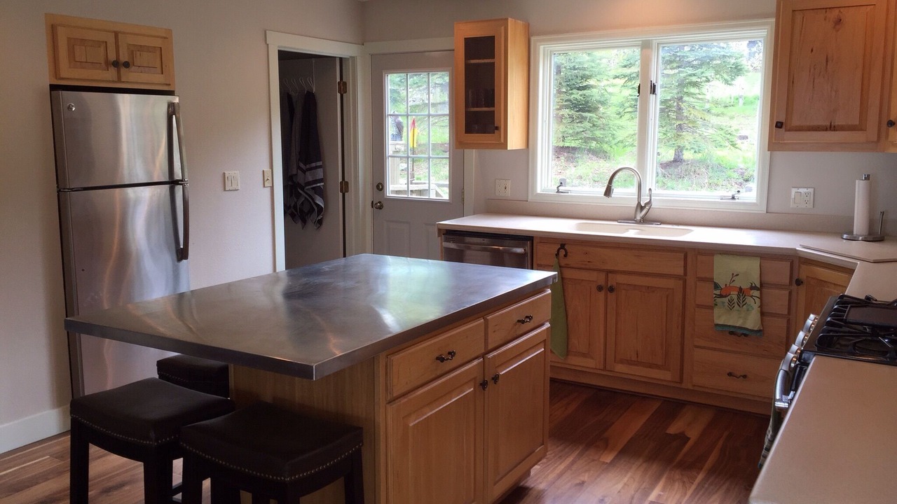 Photo of Kitchen in Warrior's Mark West