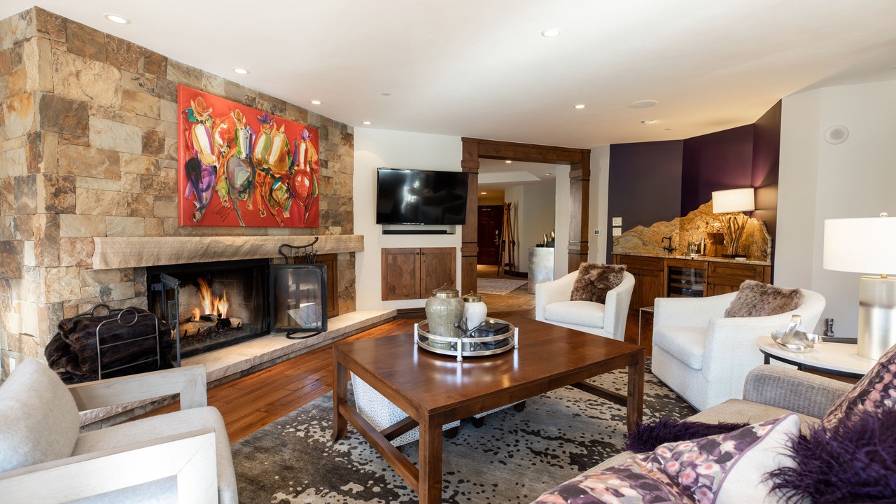 Photo of Livingroom in Beaver Creek
