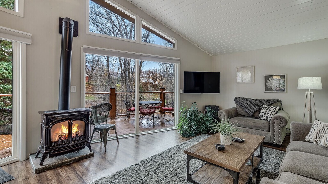 Photo of Livingroom in Glenwood Springs