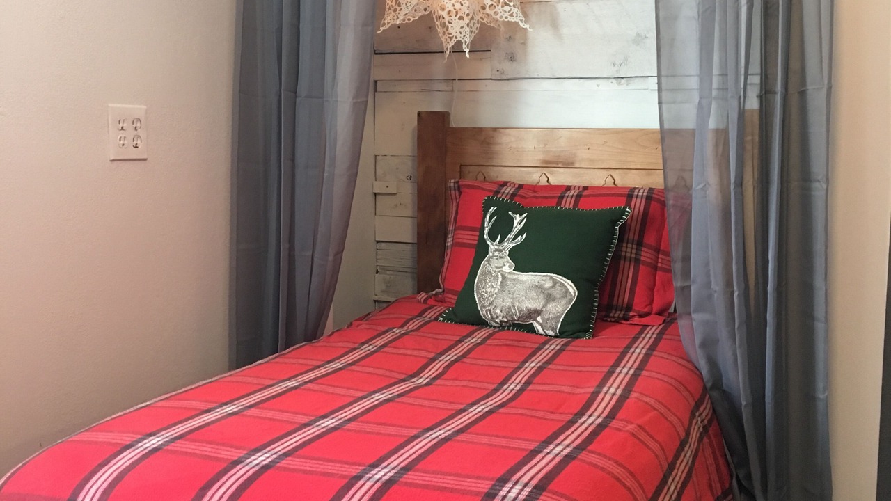 Photo of Bedroom in Hayden