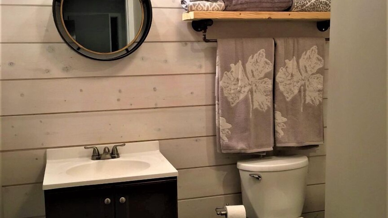 Photo of Bathroom in Hayden