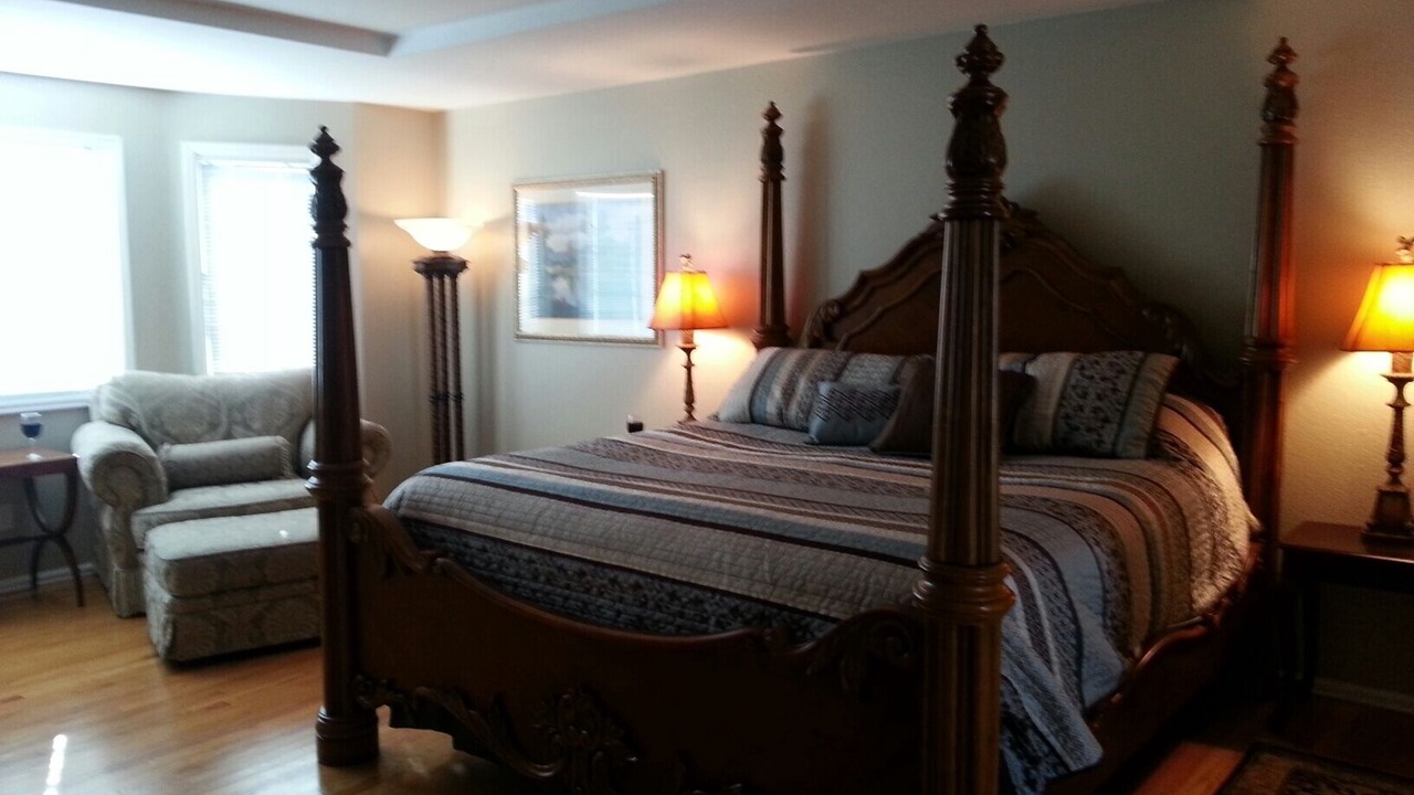 Photo of Bedroom in Gleneagle