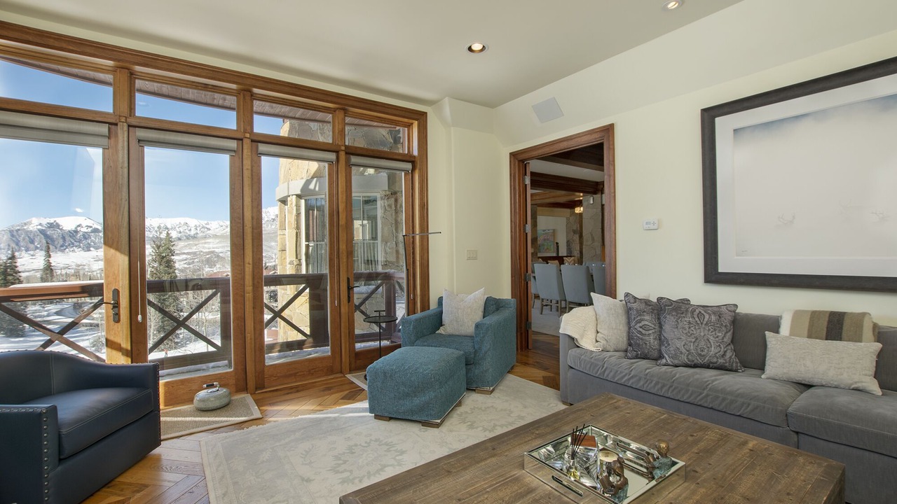 Photo of Livingroom in Mountain Village