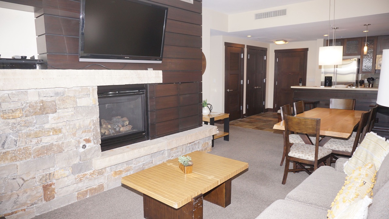 Photo of Livingroom in Snowmass Village
