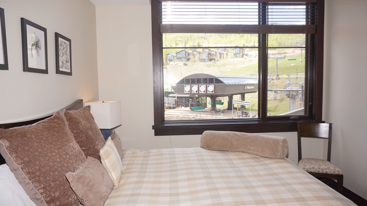 Photo of Bedroom in Snowmass Village