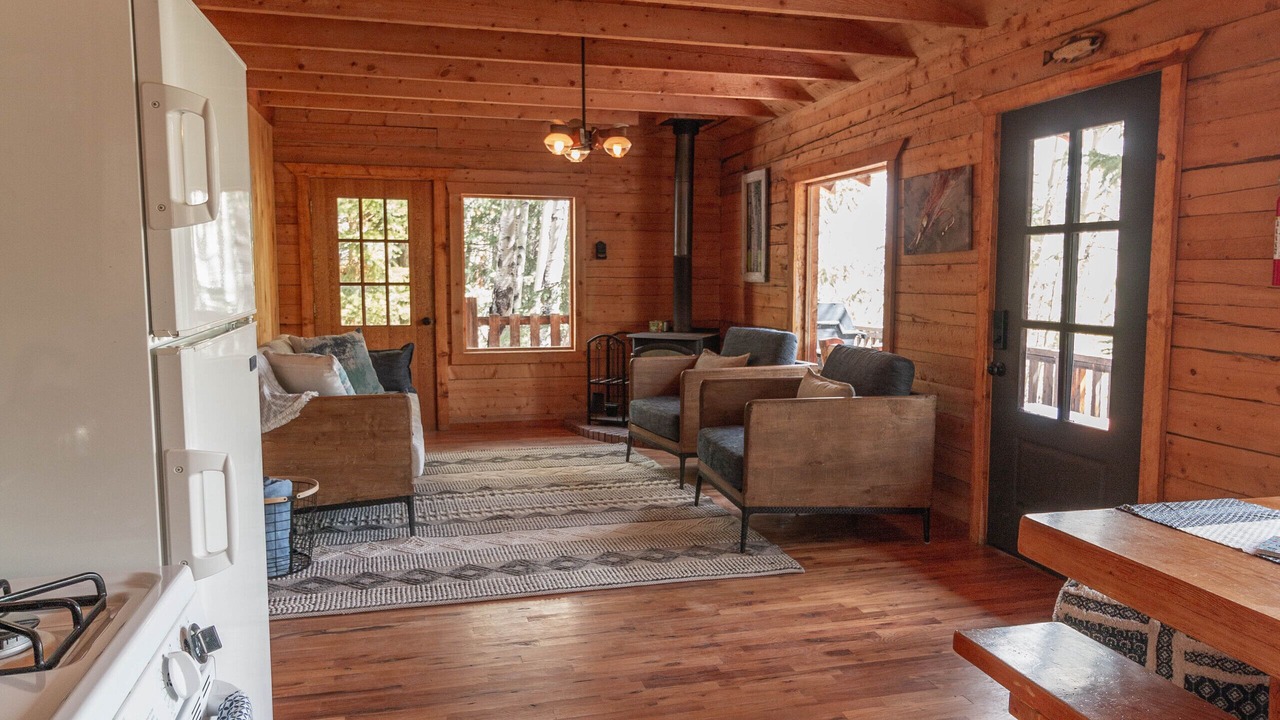 Photo of Livingroom in Lake City